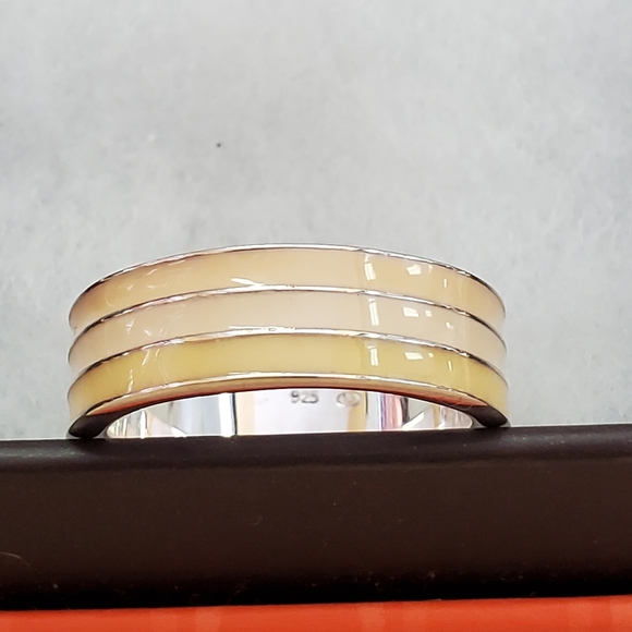 Ladies ring - Picture 3 of 5